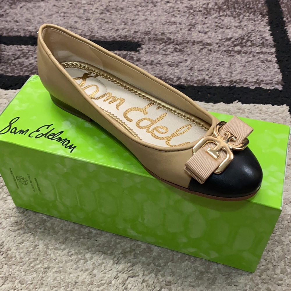 New without Tags and box - Sam Edelman Flats. size 6.5